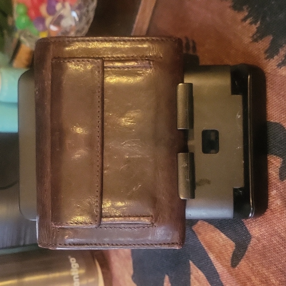 Flowered Leather Wallet - Picture 3 of 5